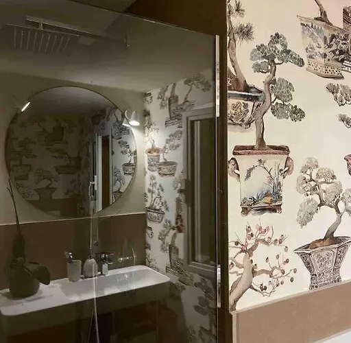 Romantic Attic With Panoramic View * بولونيا