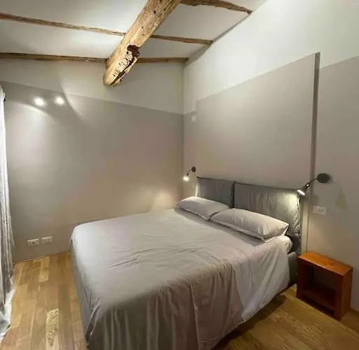 아파트 Romantic Attic With Panoramic View 볼로냐