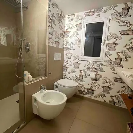 Διαμέρισμα Romantic Attic With Panoramic View